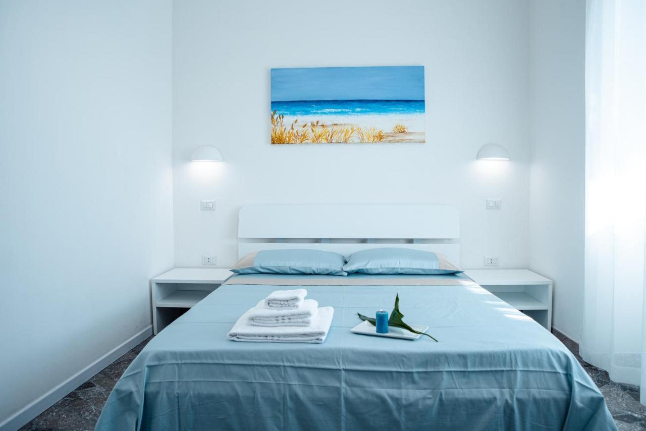 Torre Del Salento Hotel ตอร์เร ซาน จิโอวานนิ อูเจนโต ภายนอก รูปภาพ