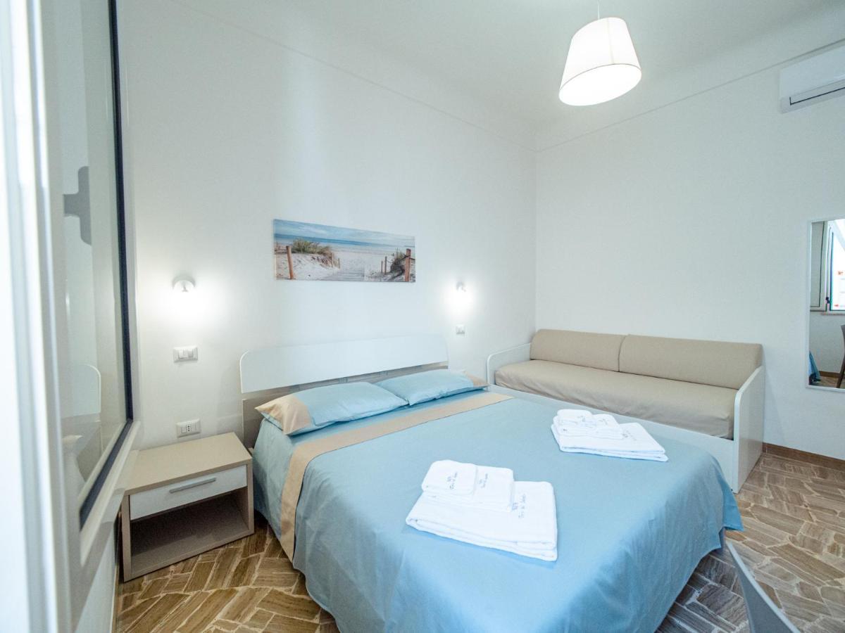Torre Del Salento Hotel ตอร์เร ซาน จิโอวานนิ อูเจนโต ภายนอก รูปภาพ
