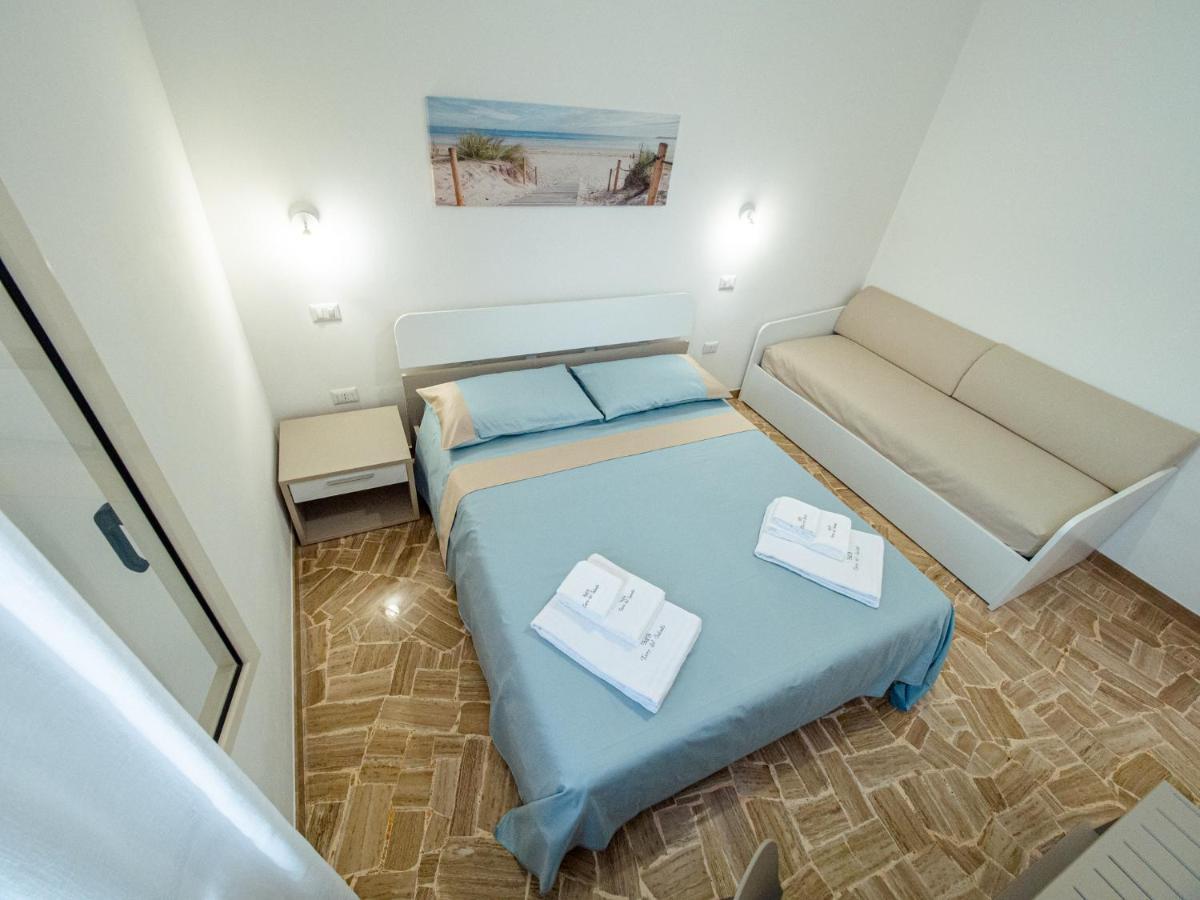 Torre Del Salento Hotel ตอร์เร ซาน จิโอวานนิ อูเจนโต ภายนอก รูปภาพ