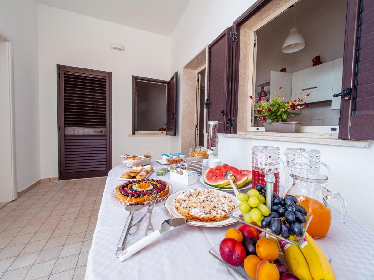 Torre Del Salento Hotel ตอร์เร ซาน จิโอวานนิ อูเจนโต ภายนอก รูปภาพ