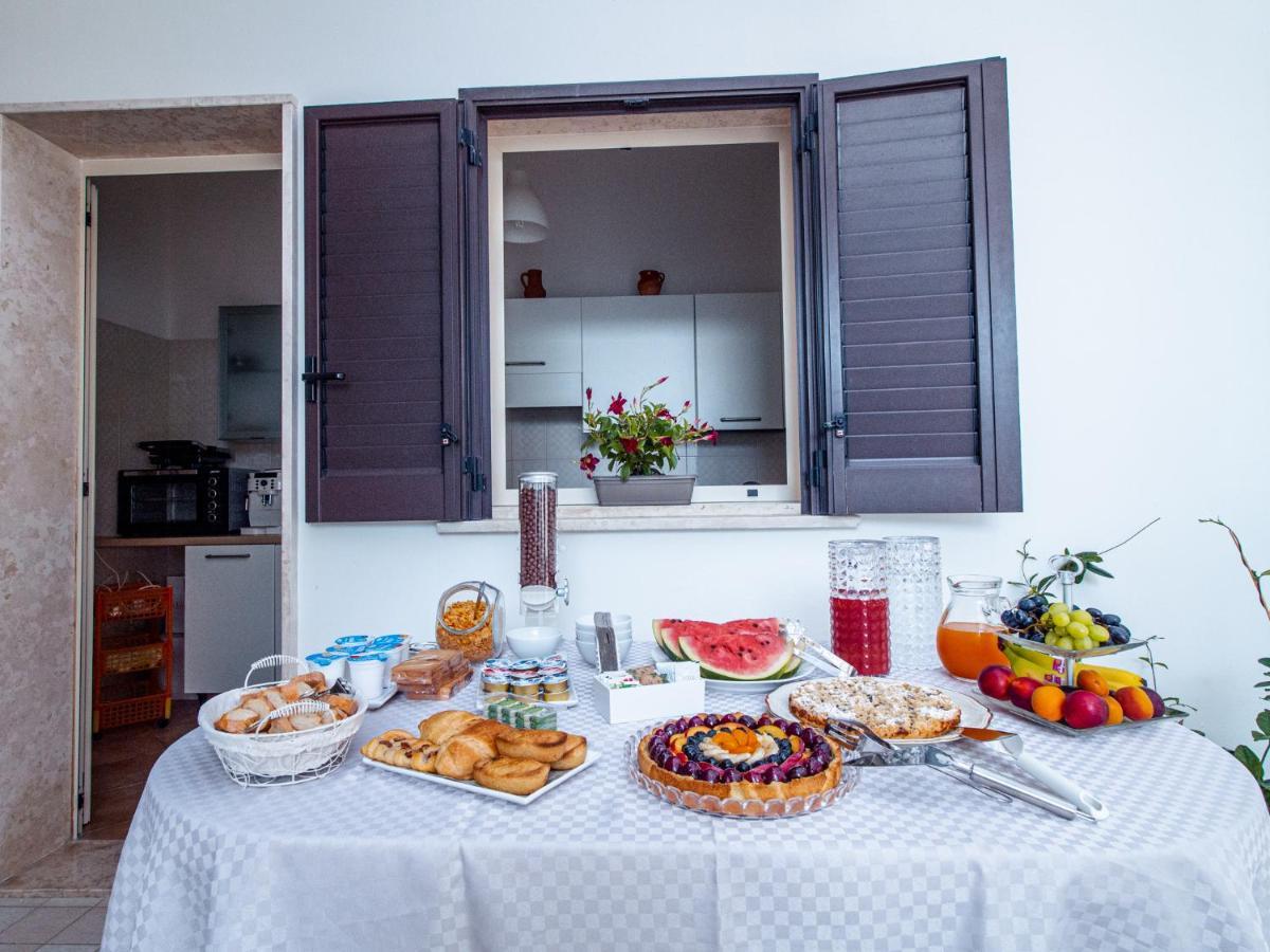 Torre Del Salento Hotel ตอร์เร ซาน จิโอวานนิ อูเจนโต ภายนอก รูปภาพ